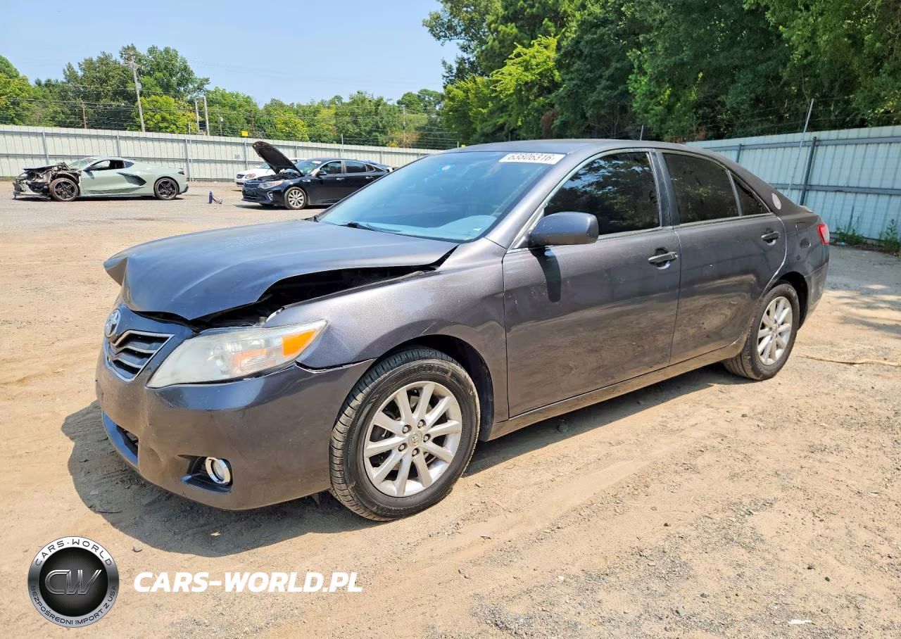 2011 Toyota Camry Xle V6 – zdjęcie 1 z 12