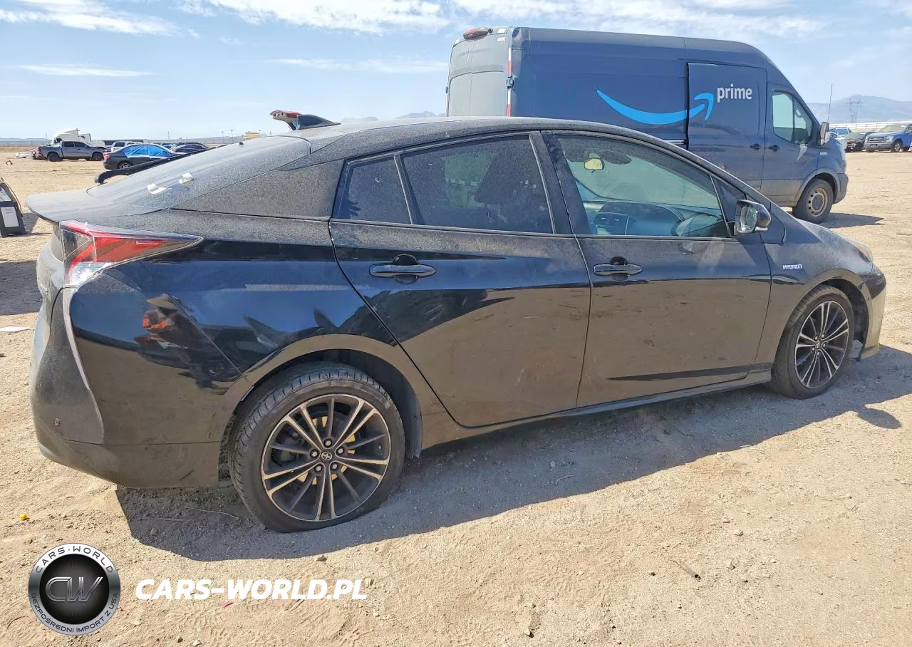 2018 Toyota Prius Two VIN:JTDKBRFU9J3072932 - 3
