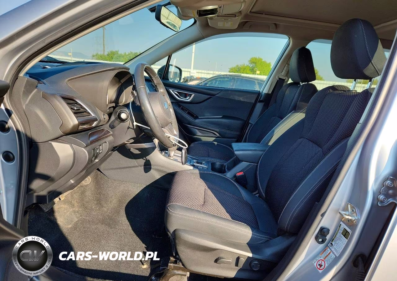 2019 Subaru Forester Premium VIN:JF2SKAGC5KH411621 - 7