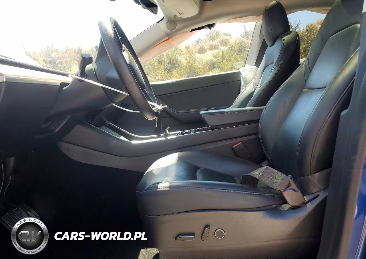 2021 Tesla Model Y VIN:5YJYGDEE9MF060652 - 7