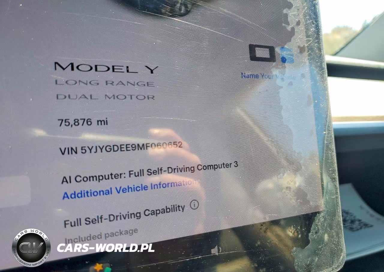 2021 Tesla Model Y VIN:5YJYGDEE9MF060652 - 9