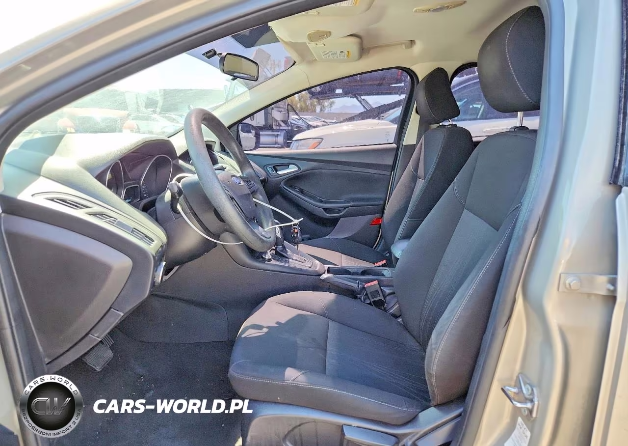 2015 Ford Focus Se VIN:1FADP3F28FL204520 - 7