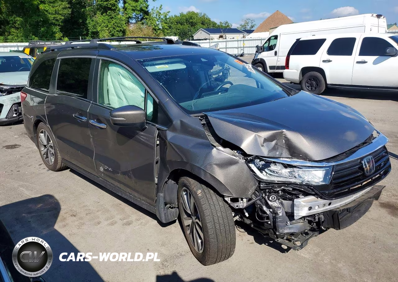 2022 Honda Odyssey Touring VIN:5FNRL6H88NB029024 - 4