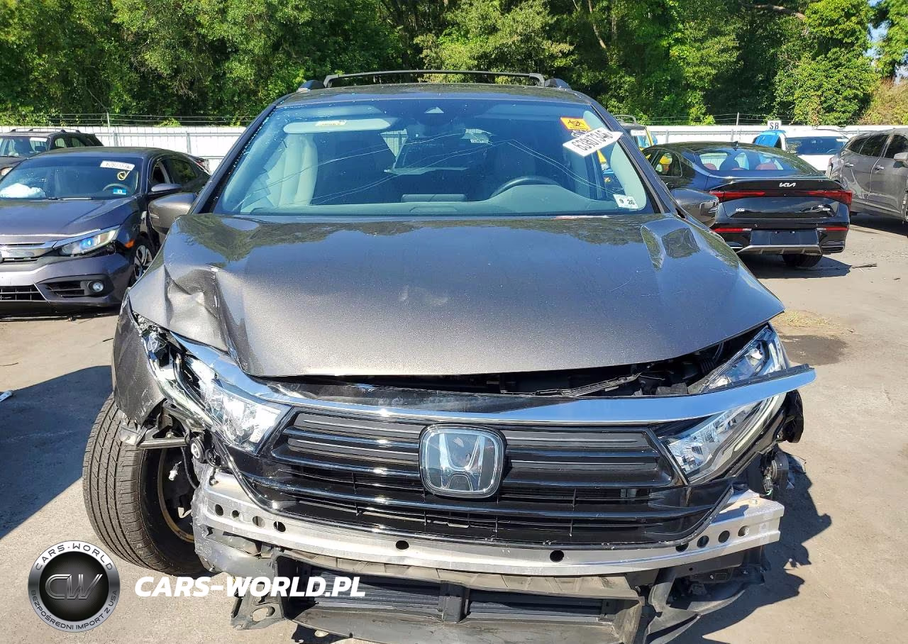 2022 Honda Odyssey Touring VIN:5FNRL6H88NB029024 - 5