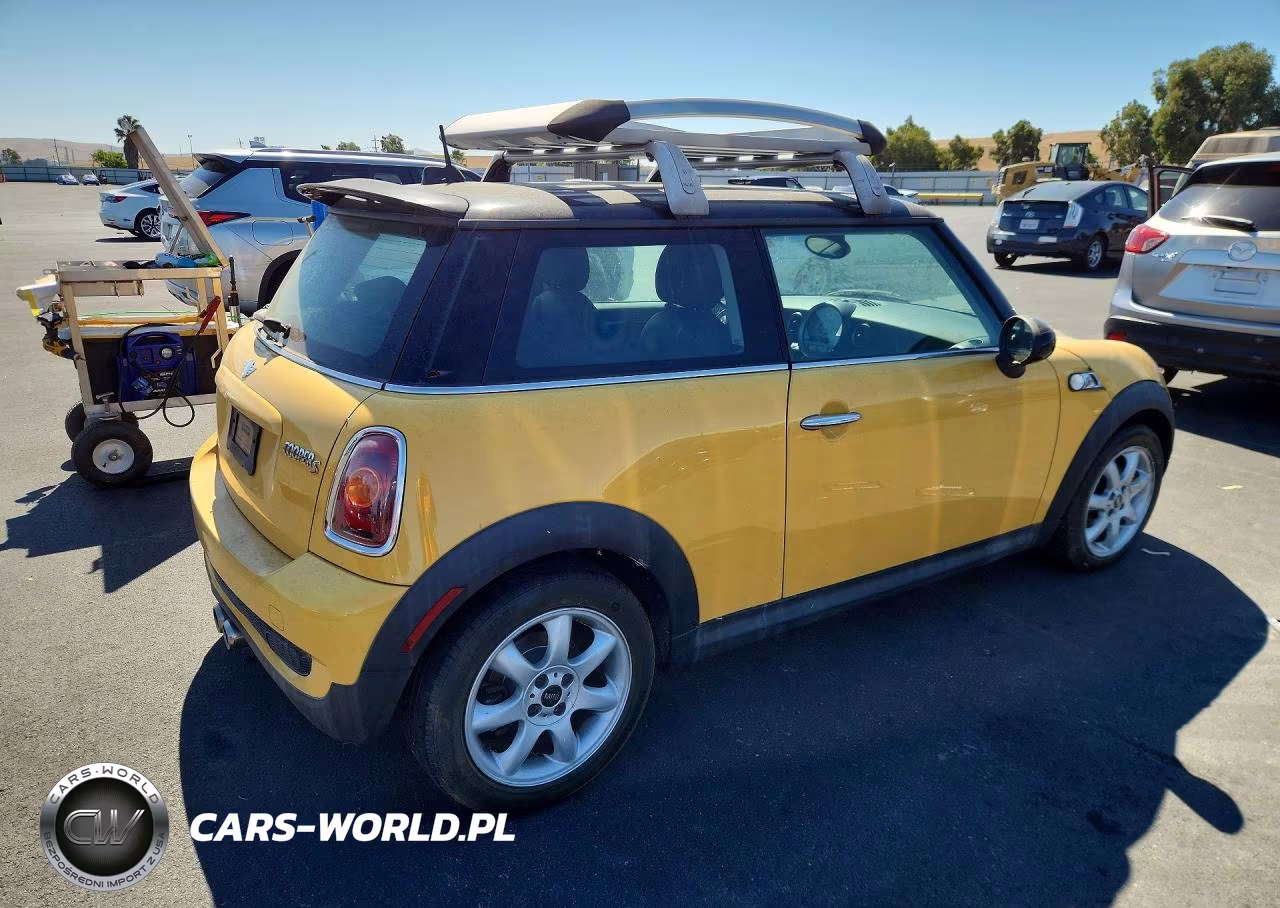 2007 Mini Cooper S VIN:WMWMF73597TT83278 - 3