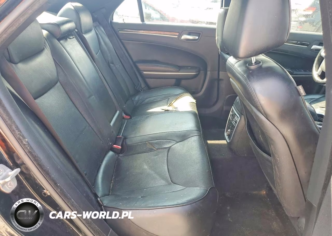 2014 Chrysler 300C VIN:2C3CCAKG7EH179536 - 10