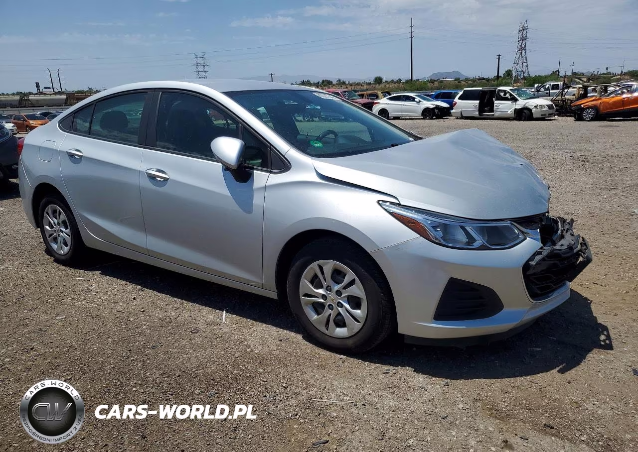 2019 Chevrolet Cruze Ls VIN:1G1BC5SM8K7148557 - 4