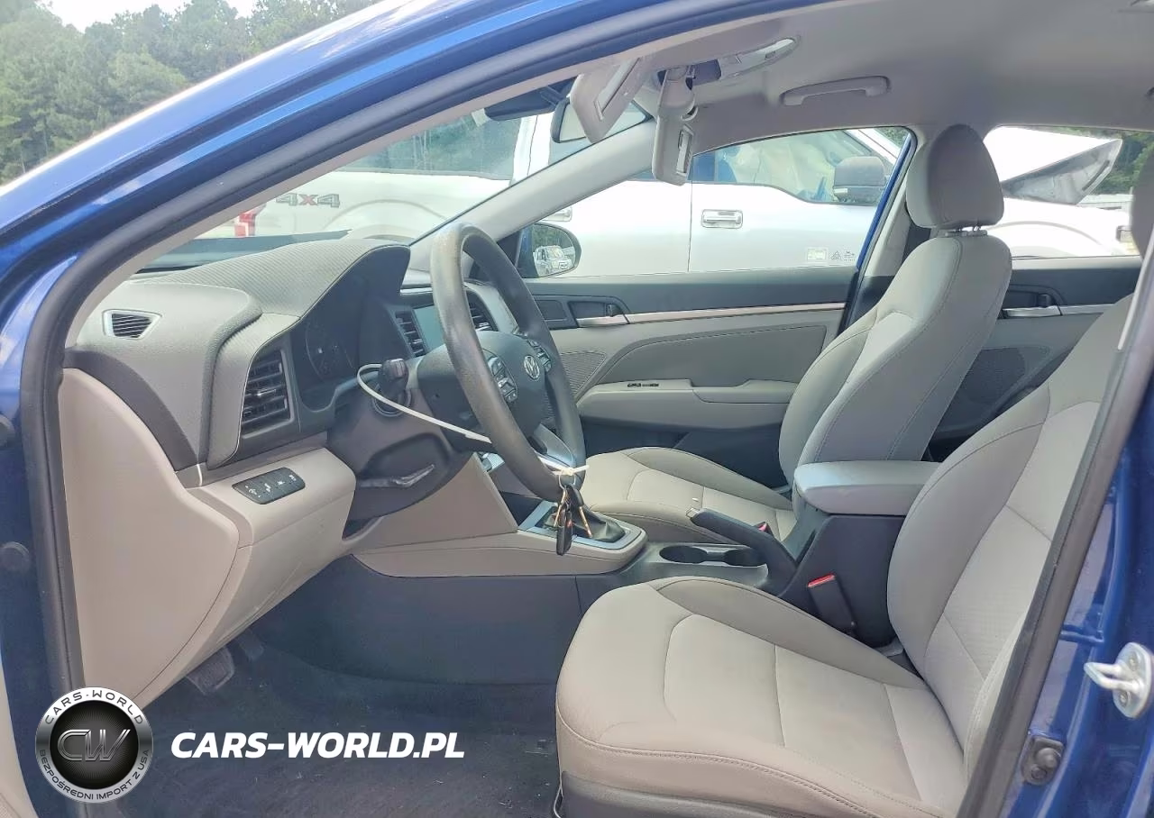 2019 Hyundai Elantra Sel VIN:5NPD84LF3KH449745 - 7