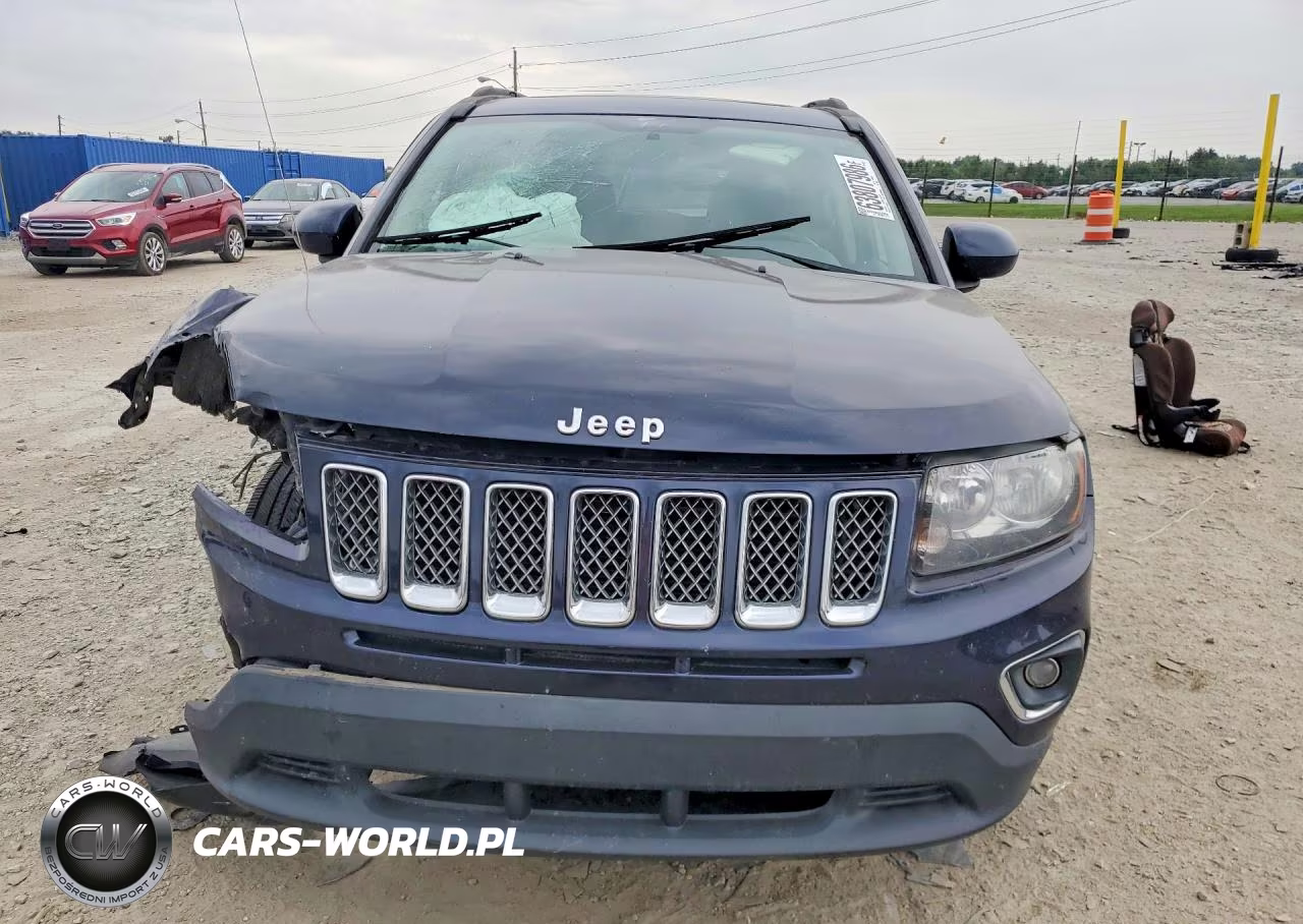 2016 Jeep Compass Latitude VIN:1C4NJDEB7GD709547 - 5