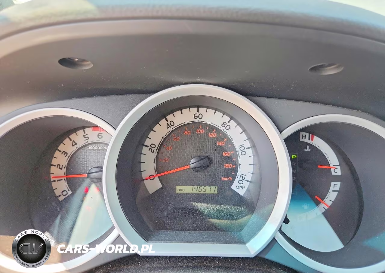 2015 Toyota Tacoma V6 VIN:3TMLU4EN4FM182949 - 9