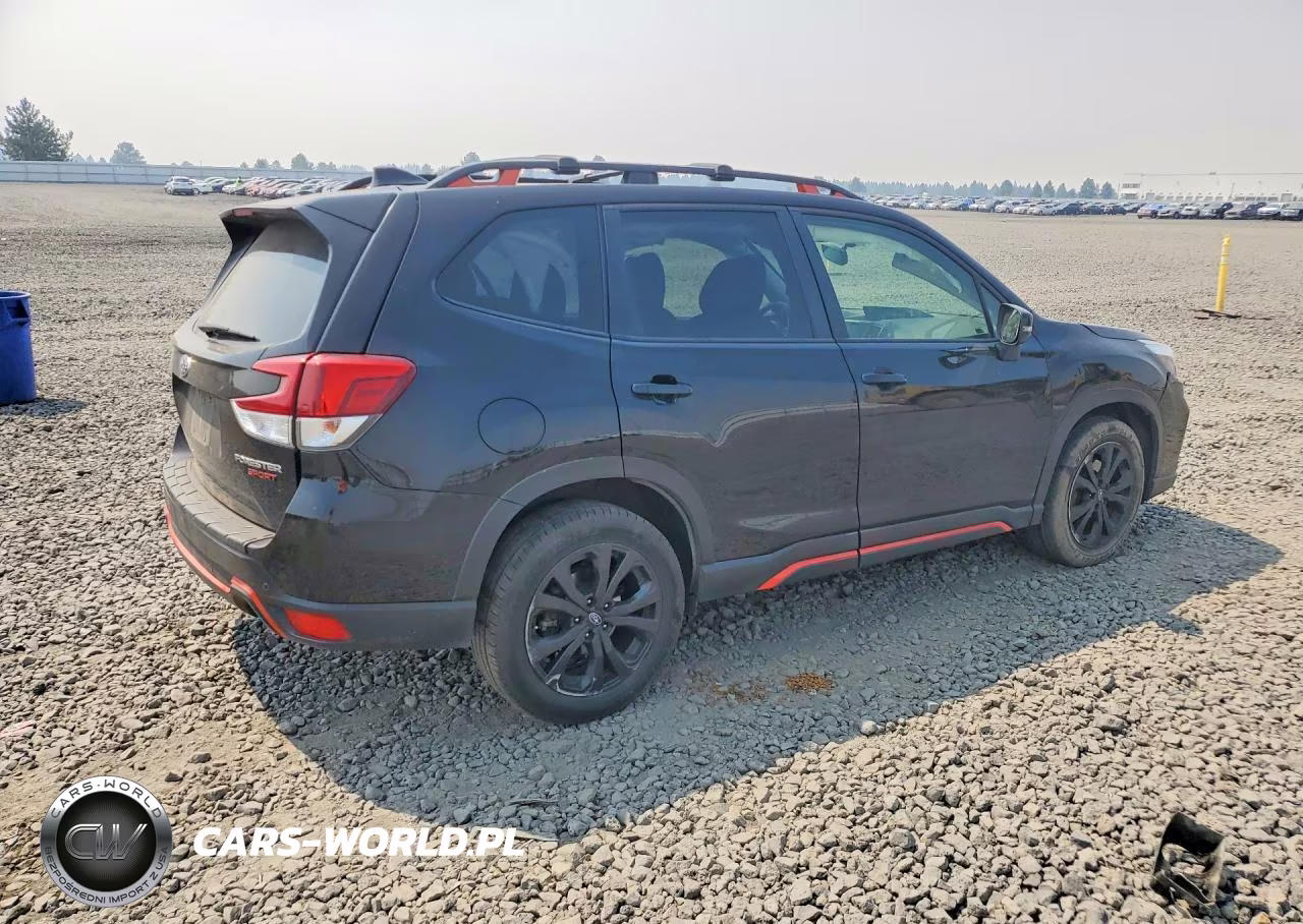 2019 Subaru Forester Sport VIN:JF2SKAKC8KH479144 - 3