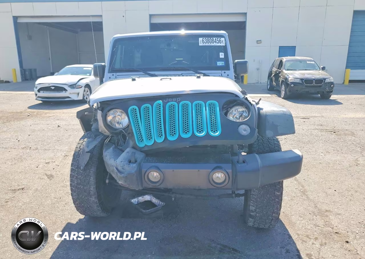 2017 Jeep Wrangler Unlimited Sport VIN:1C4BJWDG5HL642966 - 5