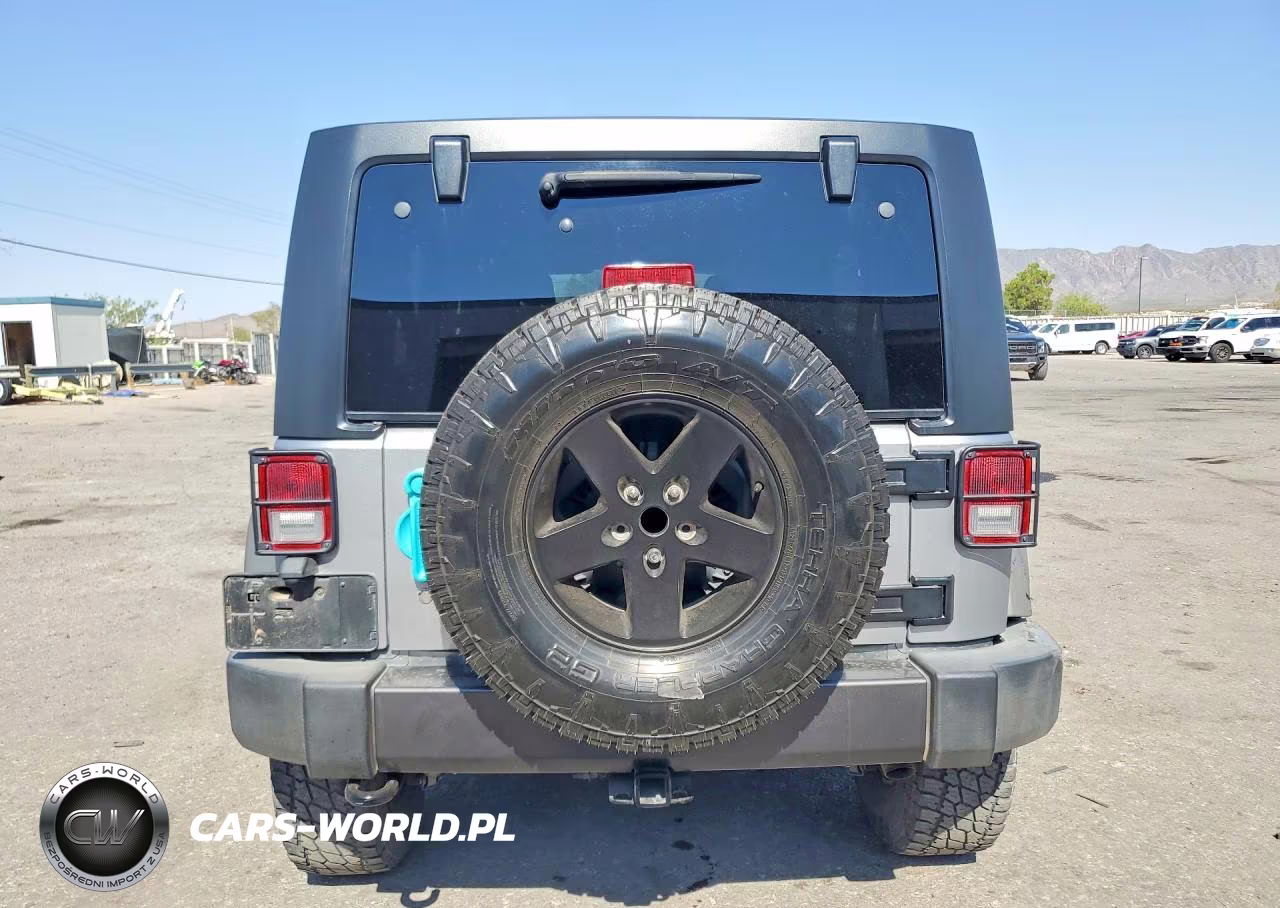 2017 Jeep Wrangler Unlimited Sport VIN:1C4BJWDG5HL642966 - 6