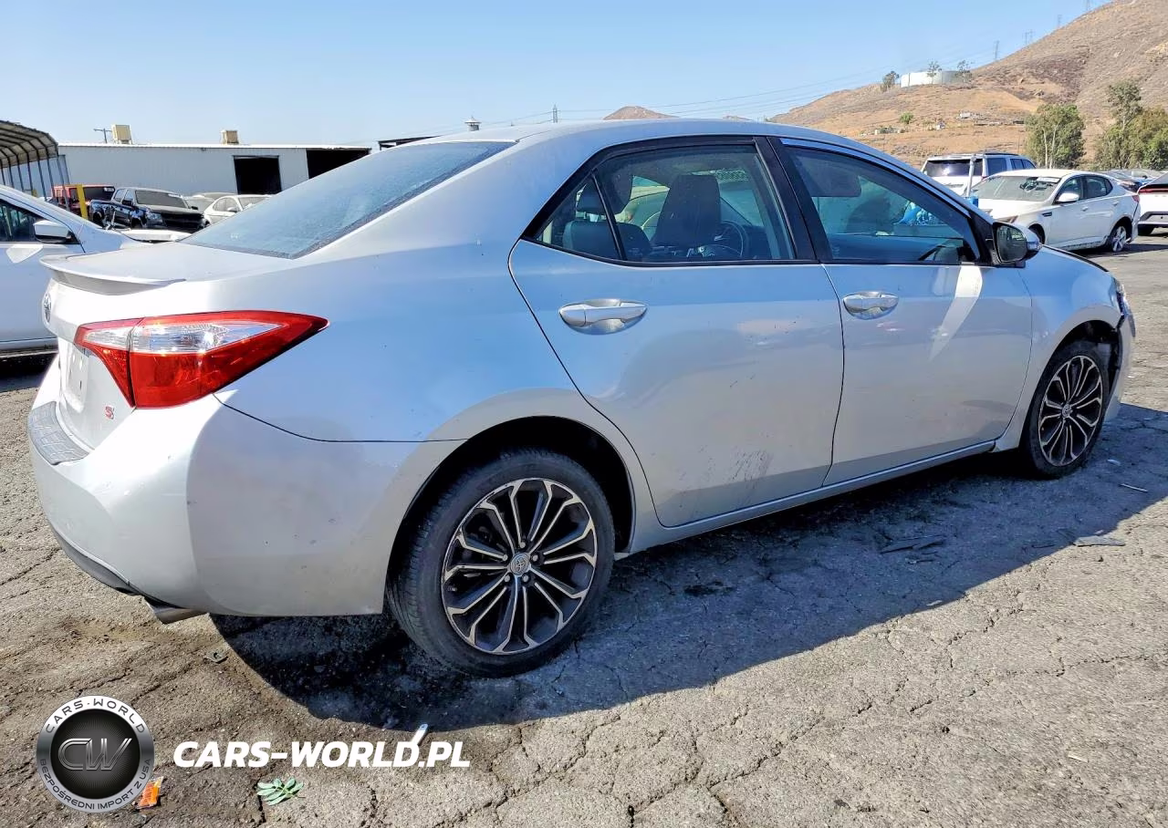 2016 Toyota Corolla S Plus VIN:5YFBURHE0GP561610 - 3