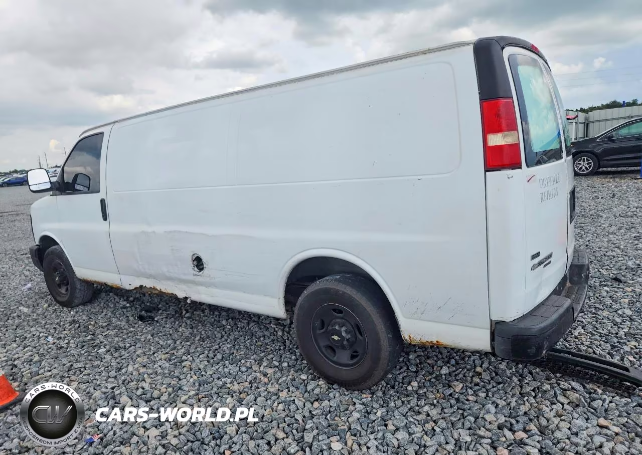 2011 Chevrolet Express G2500 VIN:1GCWGGCG4B1109436 - 2