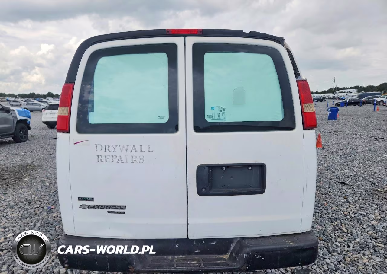 2011 Chevrolet Express G2500 VIN:1GCWGGCG4B1109436 - 6