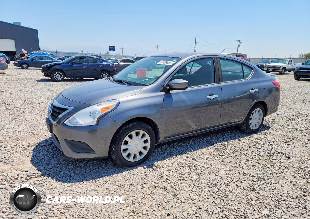 2016 Nissan Versa 1.6 Sv – zdjęcie 1 z 12