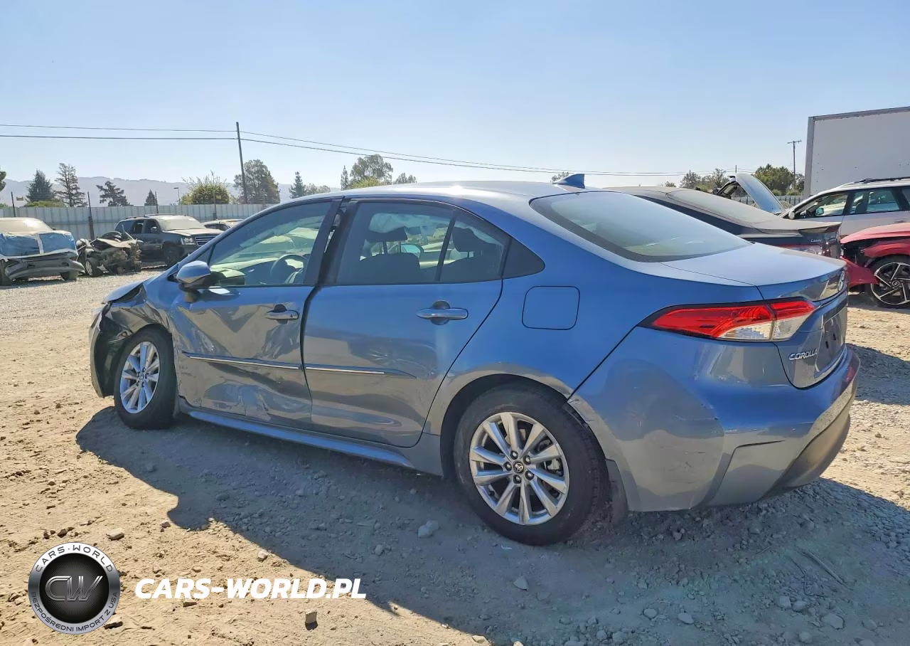 2024 Toyota Corolla Hybrid Le VIN:JTDBCMFE9R3057254 - 2