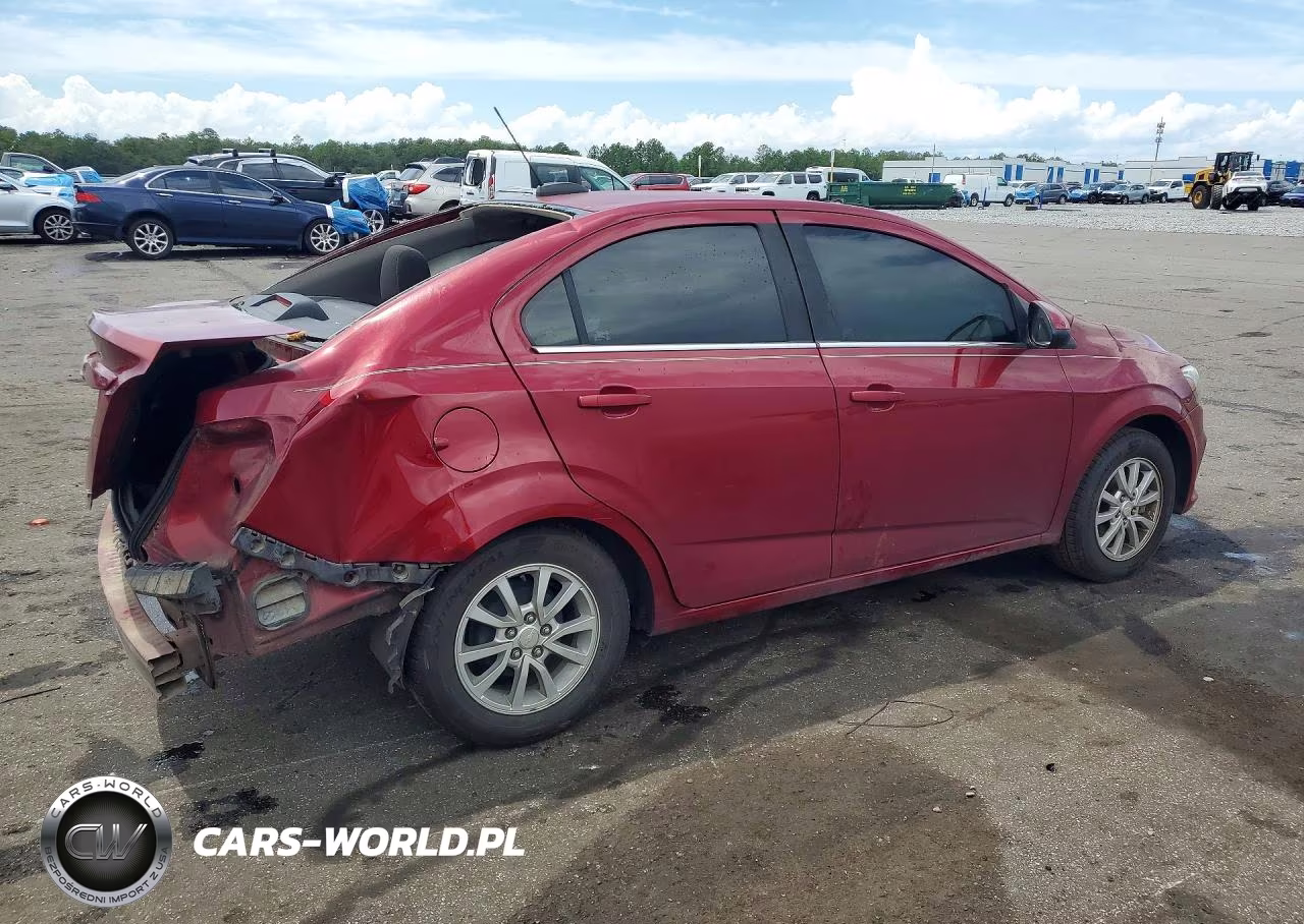 2018 Chevrolet Sonic Lt VIN:1G1JD5SH3J4103036 - 3