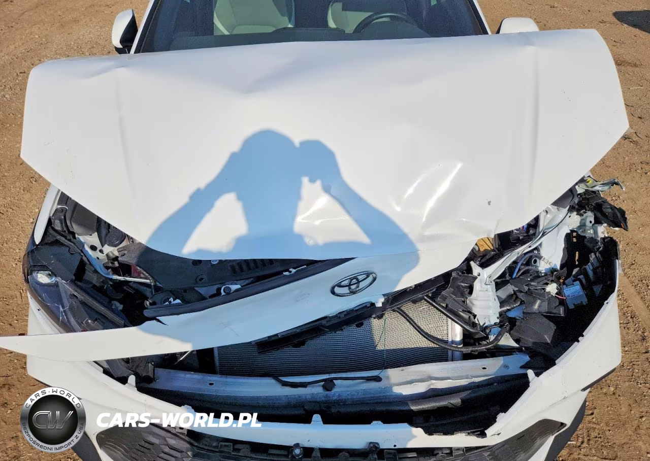 2026 Toyota Camry Se VIN:4T1DBADK2TU039209 - 11
