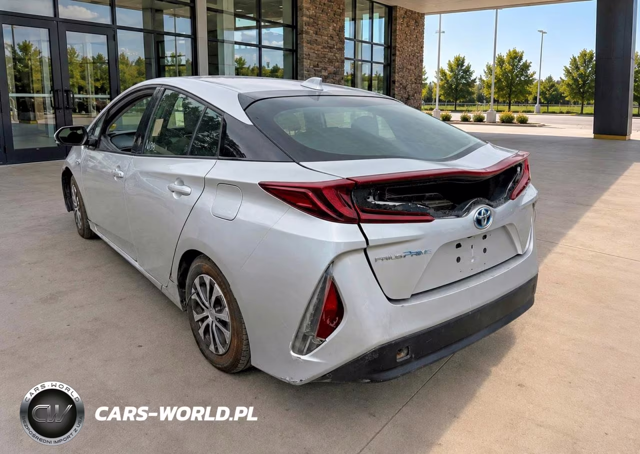2020 Toyota Prius Prime Le VIN:JTDKARFP5L3155175 - 4