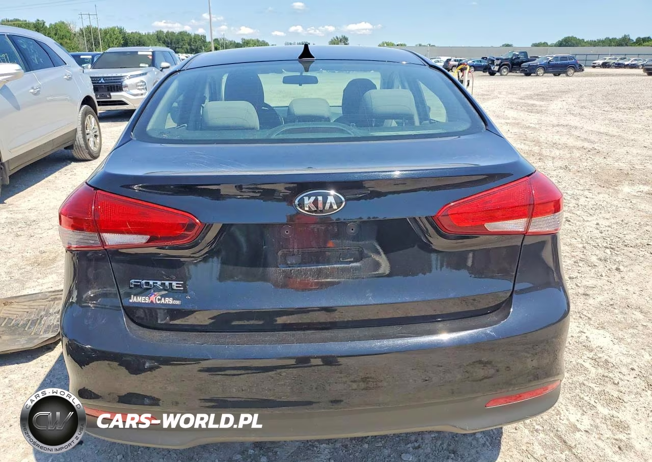 2017 Kia Forte Lx VIN:3KPFK4A78HE070095 - 6