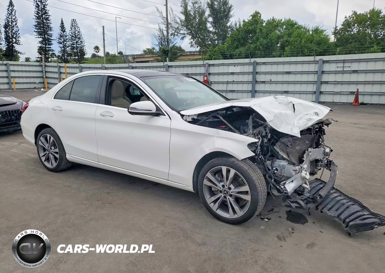 2018 Mercedes-Benz C 300 4Matic VIN:WDDWF4KB9JR323495 - 4