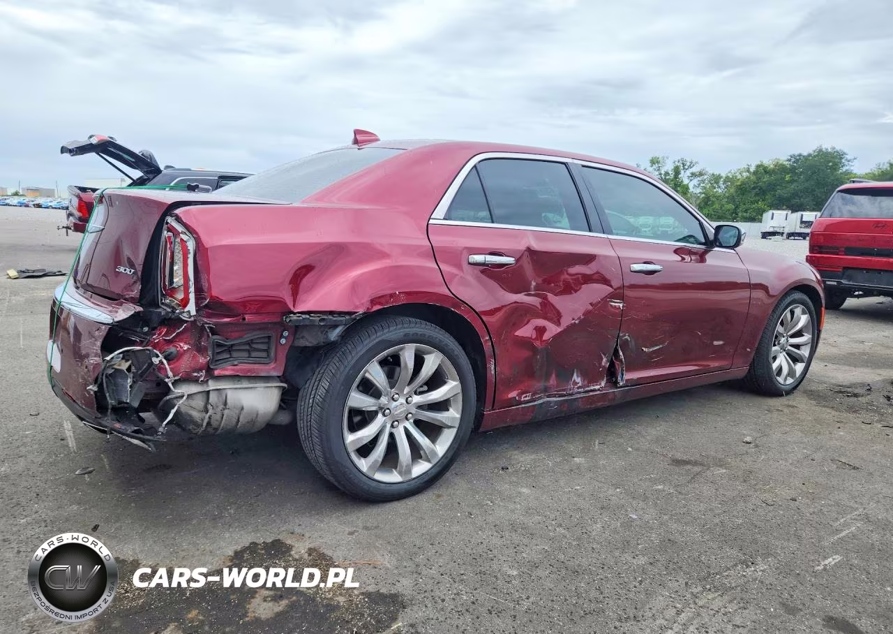 2017 Chrysler 300C VIN:2C3CCAEG7HH635664 - 3