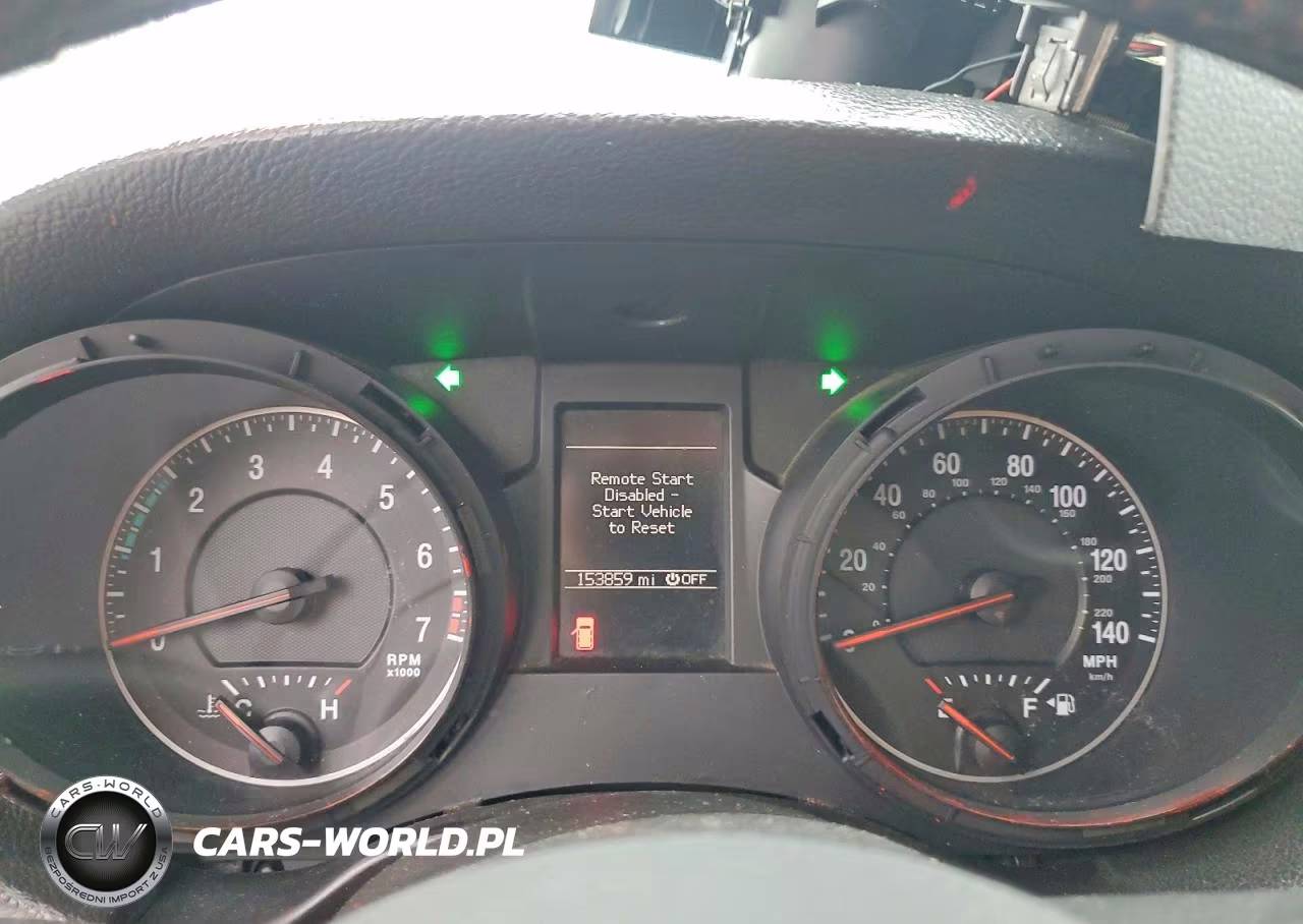 2013 Jeep Grand Cherokee Laredo VIN:1C4RJFAG1DC647904 - 9