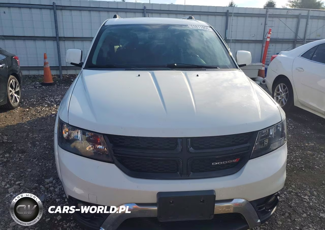 2017 Dodge Journey Crossroad VIN:3C4PDCGB1HT501327 - 5