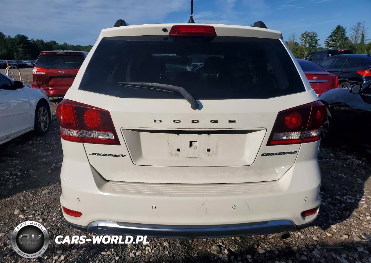 2017 Dodge Journey Crossroad VIN:3C4PDCGB1HT501327 - 6
