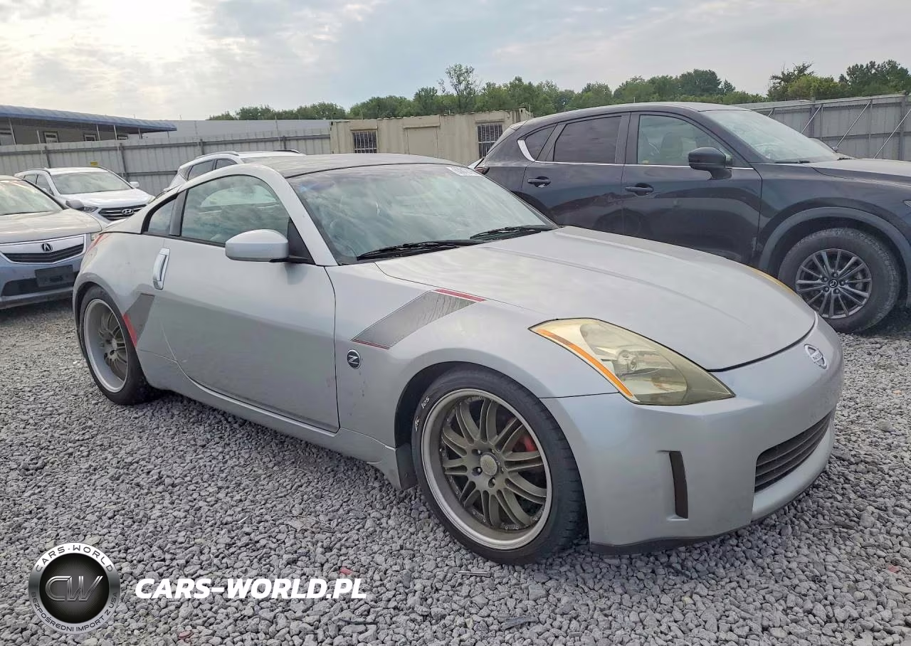 2003 Nissan 350Z Coupe VIN:JN1AZ34D13T105189 - 4