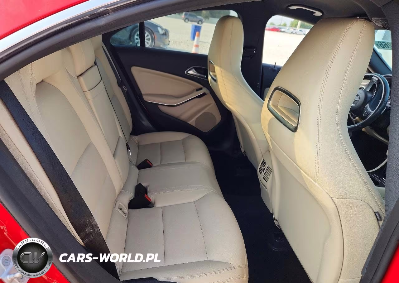 2018 Mercedes-Benz Cla 250 VIN:WDDSJ4EB4JN530893 - 10