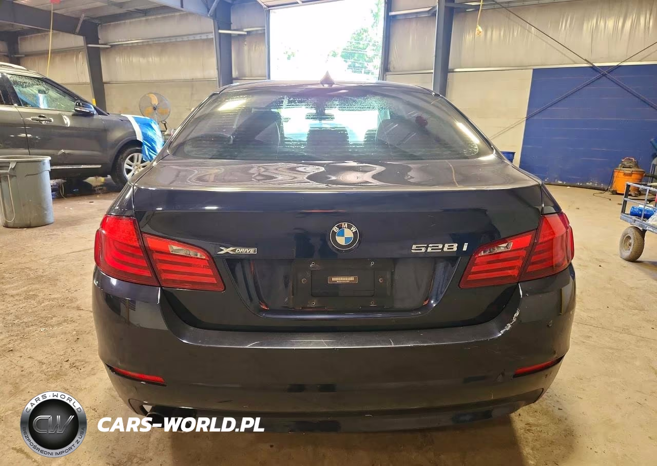 2013 BMW 528 Xi VIN:WBAXH5C56DD108551 - 6