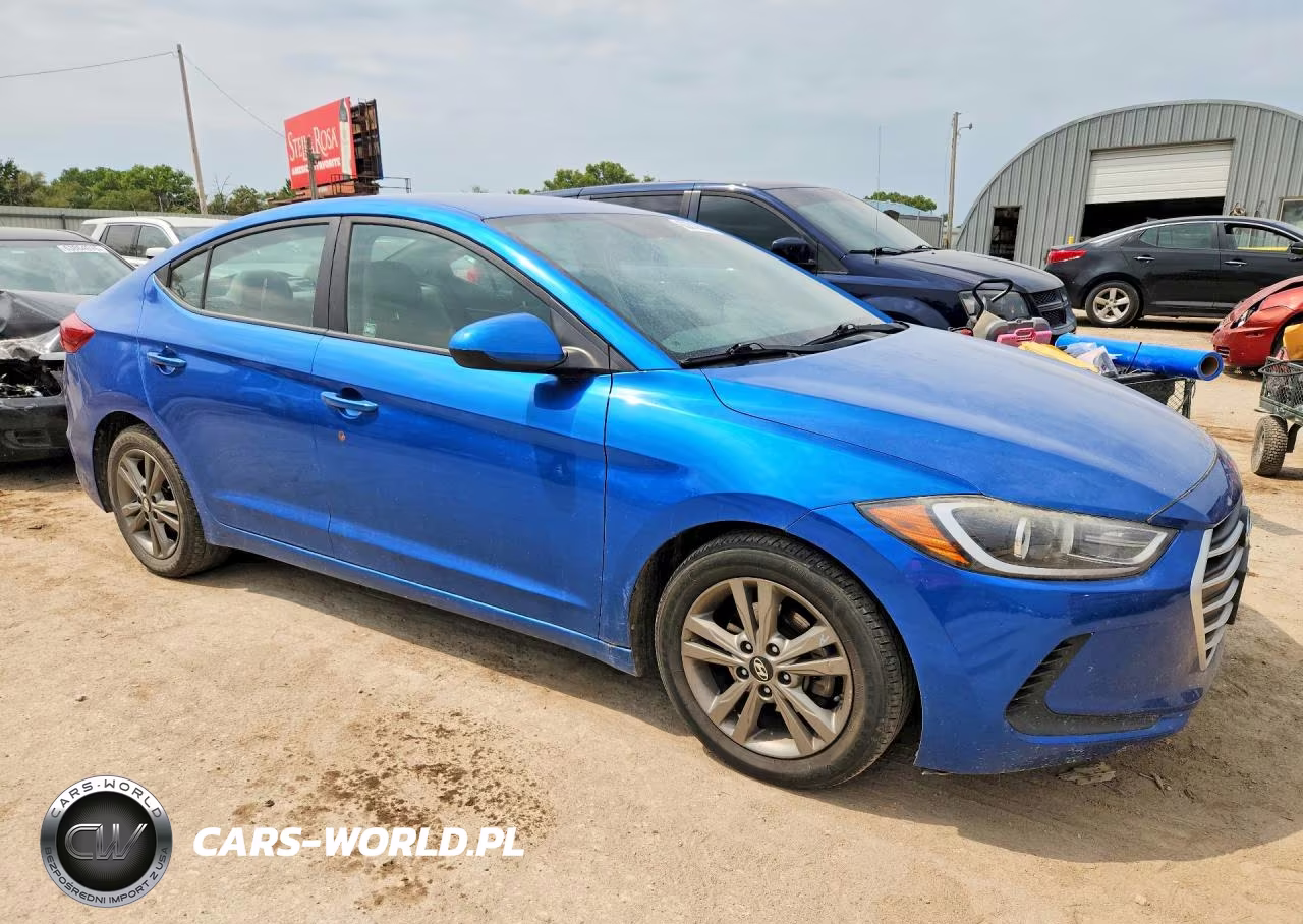 2018 Hyundai Elantra Sel VIN:5NPD84LF0JH244530 - 4