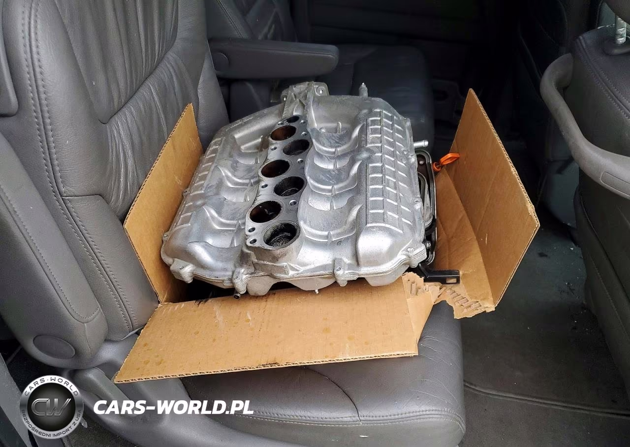 2010 Honda Odyssey Touring VIN:5FNRL3H95AB018905 - 12