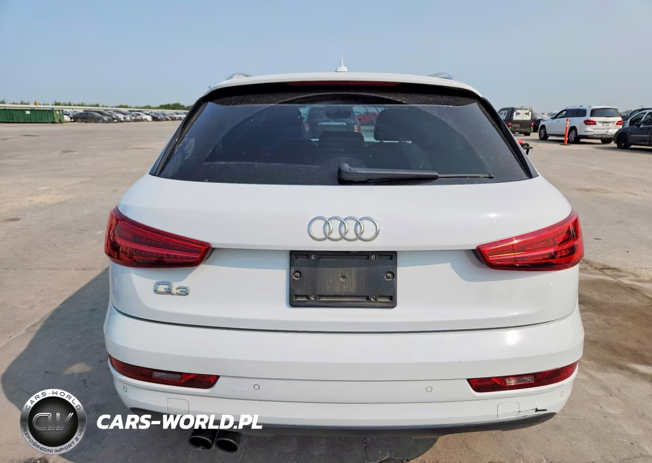 2018 Audi Q3 Premium VIN:WA1BCCFS8JR000734 - 6