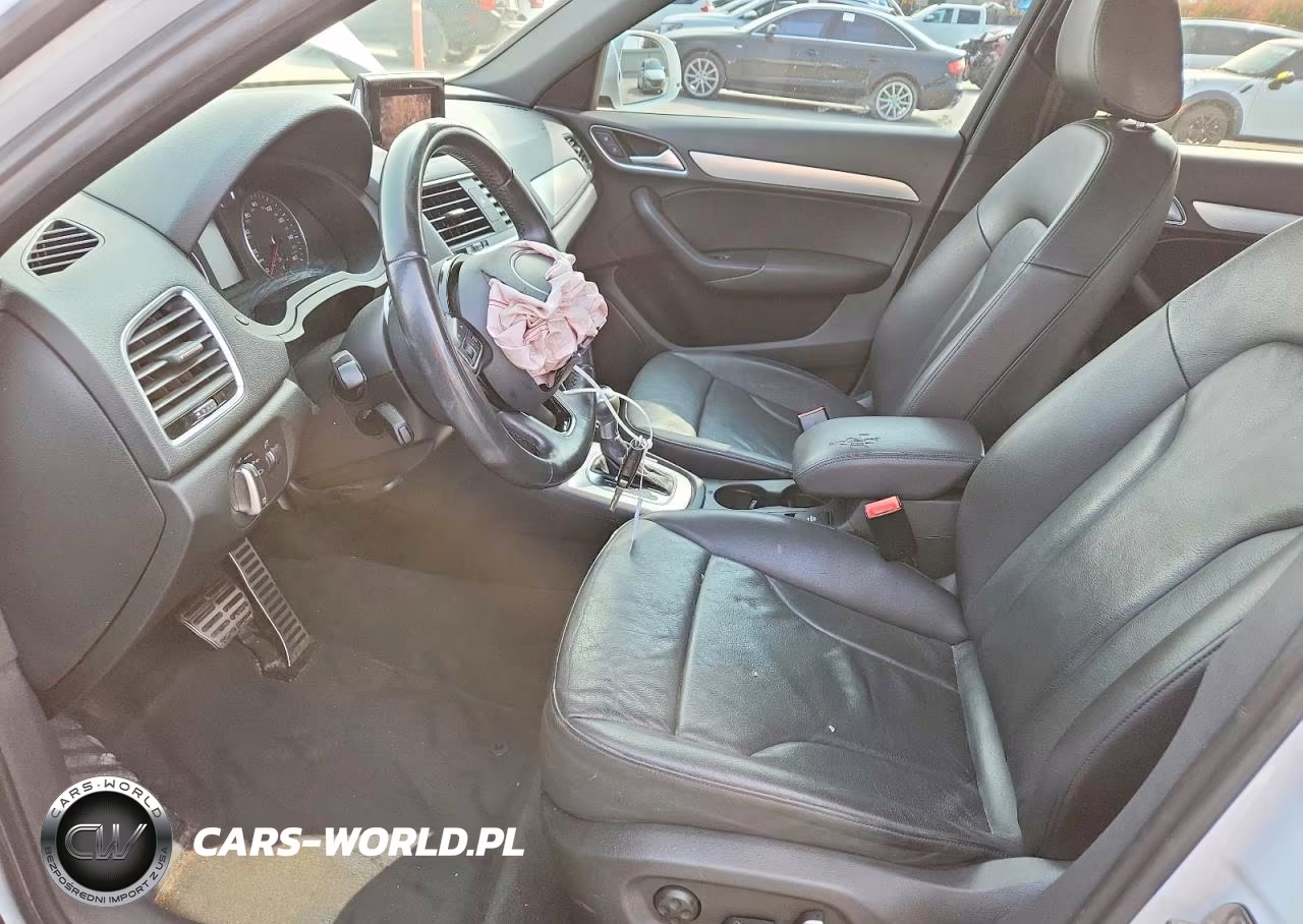 2018 Audi Q3 Premium VIN:WA1BCCFS8JR000734 - 7