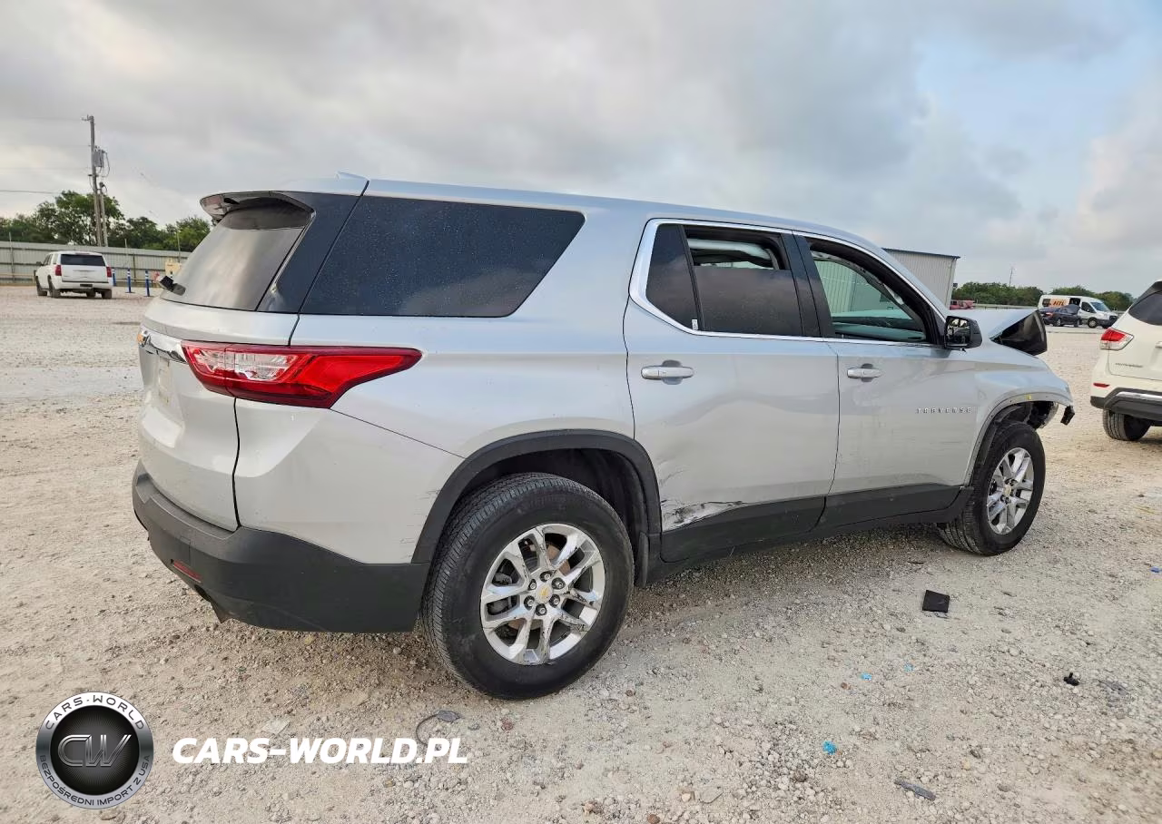 2021 Chevrolet Traverse Ls VIN:1GNERFKW3MJ250727 - 3
