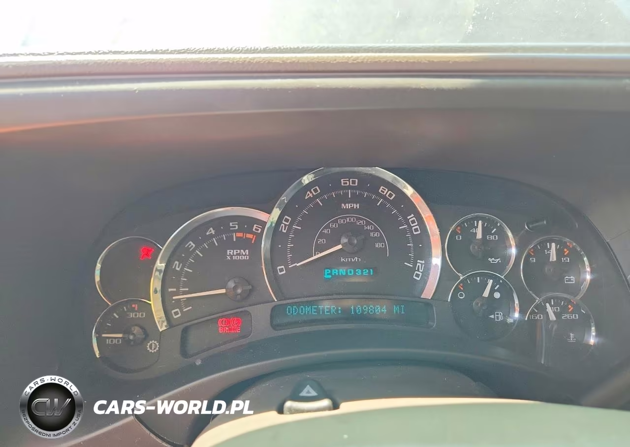 2005 Cadillac Escalade Luxury VIN:1GYEK63N05R145918 - 9