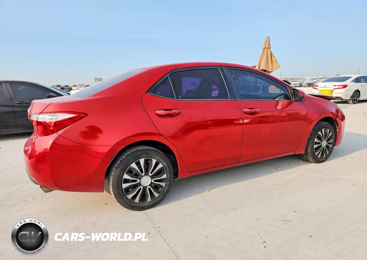 2016 Toyota Corolla Le VIN:5YFBURHE7GP418539 - 3