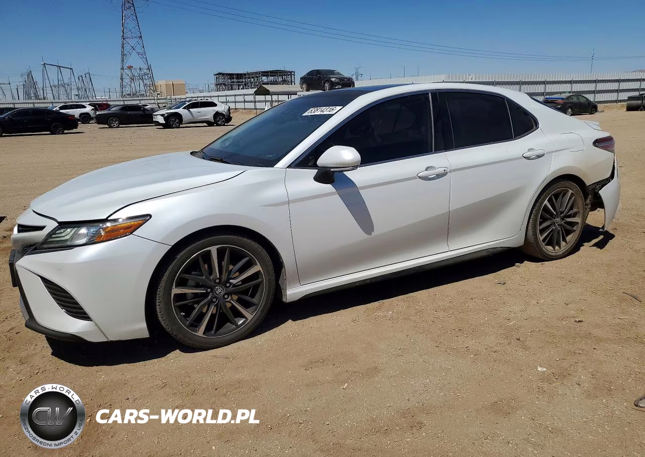 2019 Toyota Camry Xse V6 – zdjęcie 1 z 12