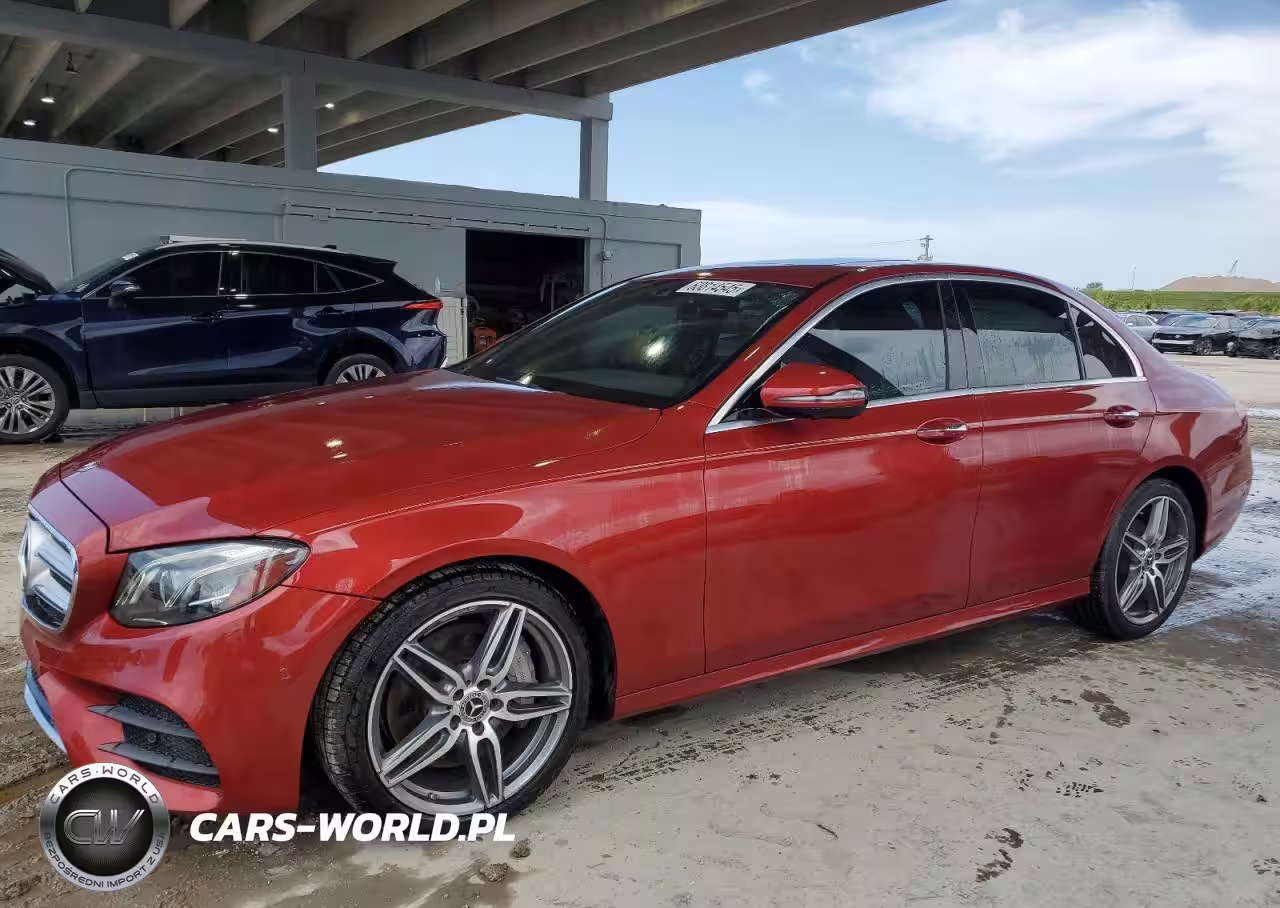 2019 Mercedes-Benz E 300