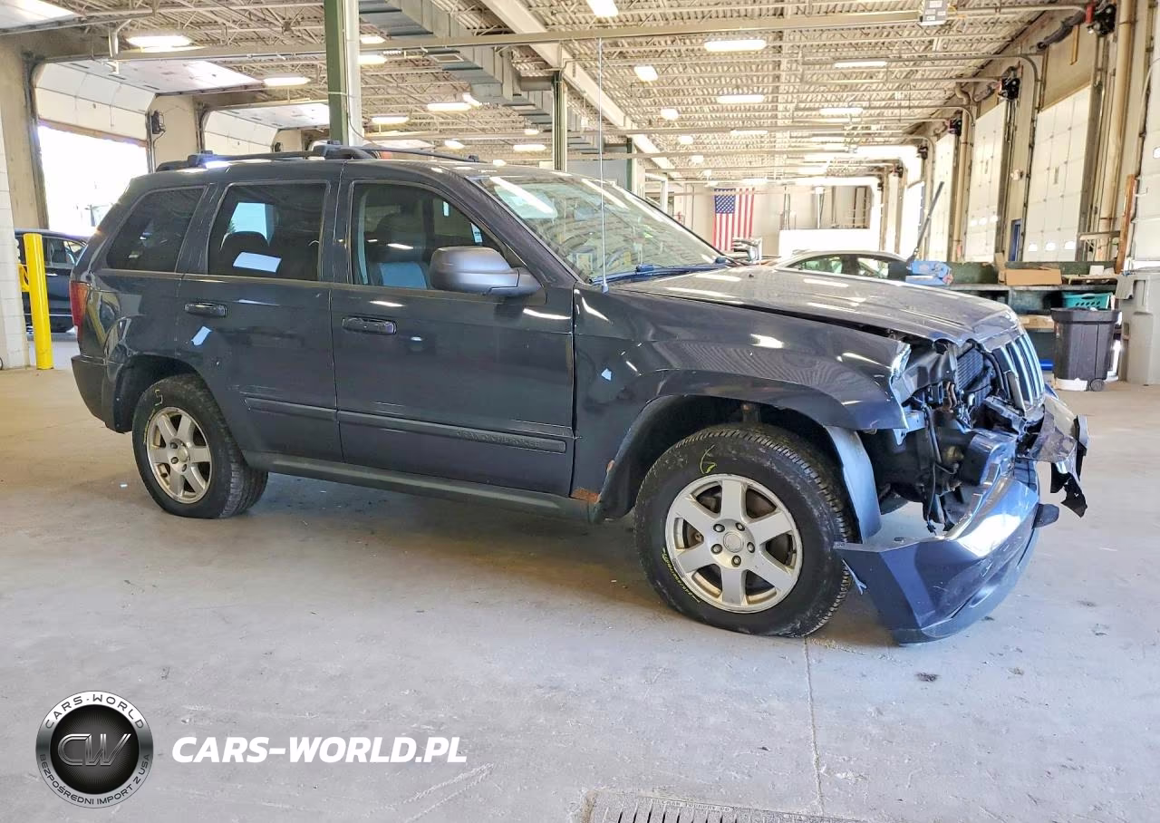 2009 Jeep Grand Cherokee Laredo VIN:1J8GR48K29C512316 - 4