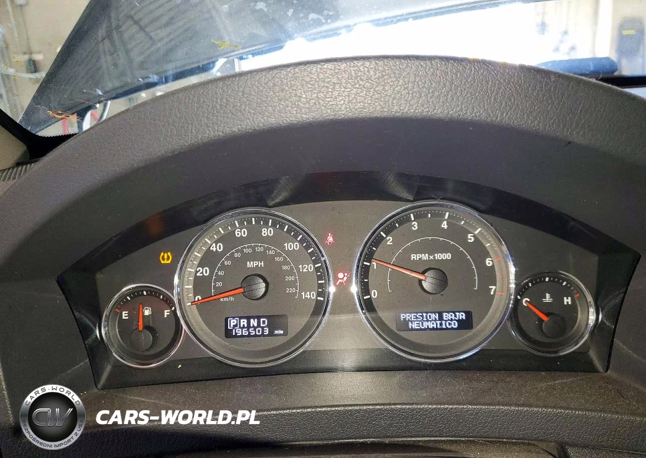 2009 Jeep Grand Cherokee Laredo VIN:1J8GR48K29C512316 - 9