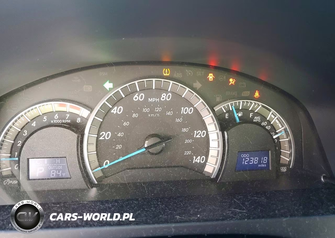 2014 Toyota Camry Se VIN:4T1BF1FK4EU434553 - 9