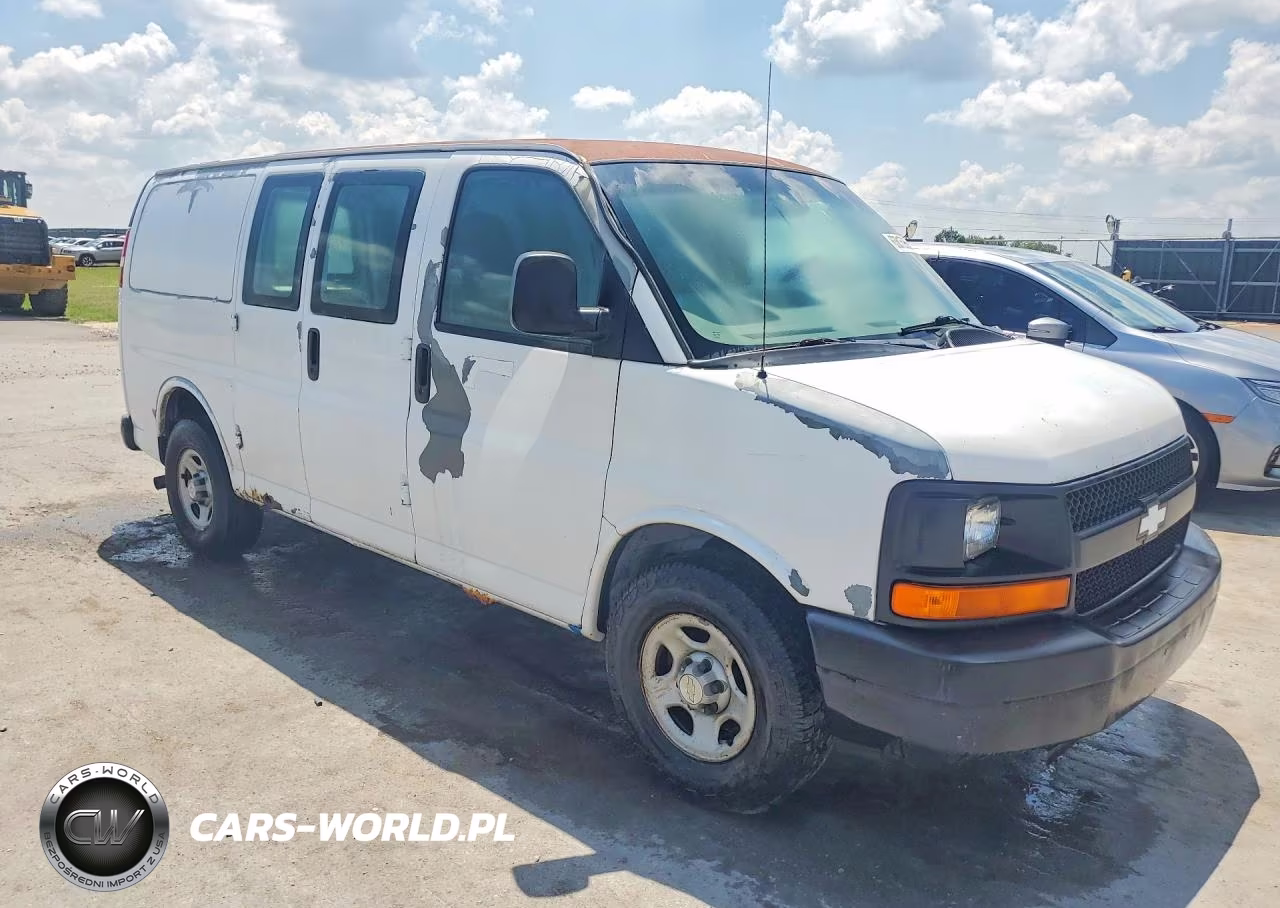 2007 Chevrolet Express G1500 VIN:1GCFG15X371237409 - 4