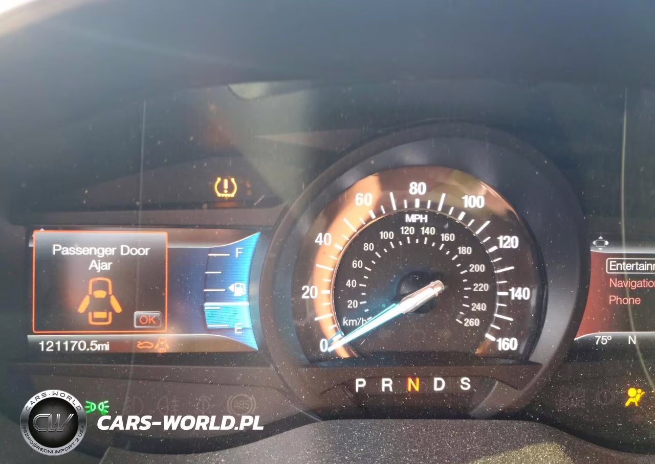2017 Ford Edge Titanium VIN:2FMPK4K97HBC03419 - 9