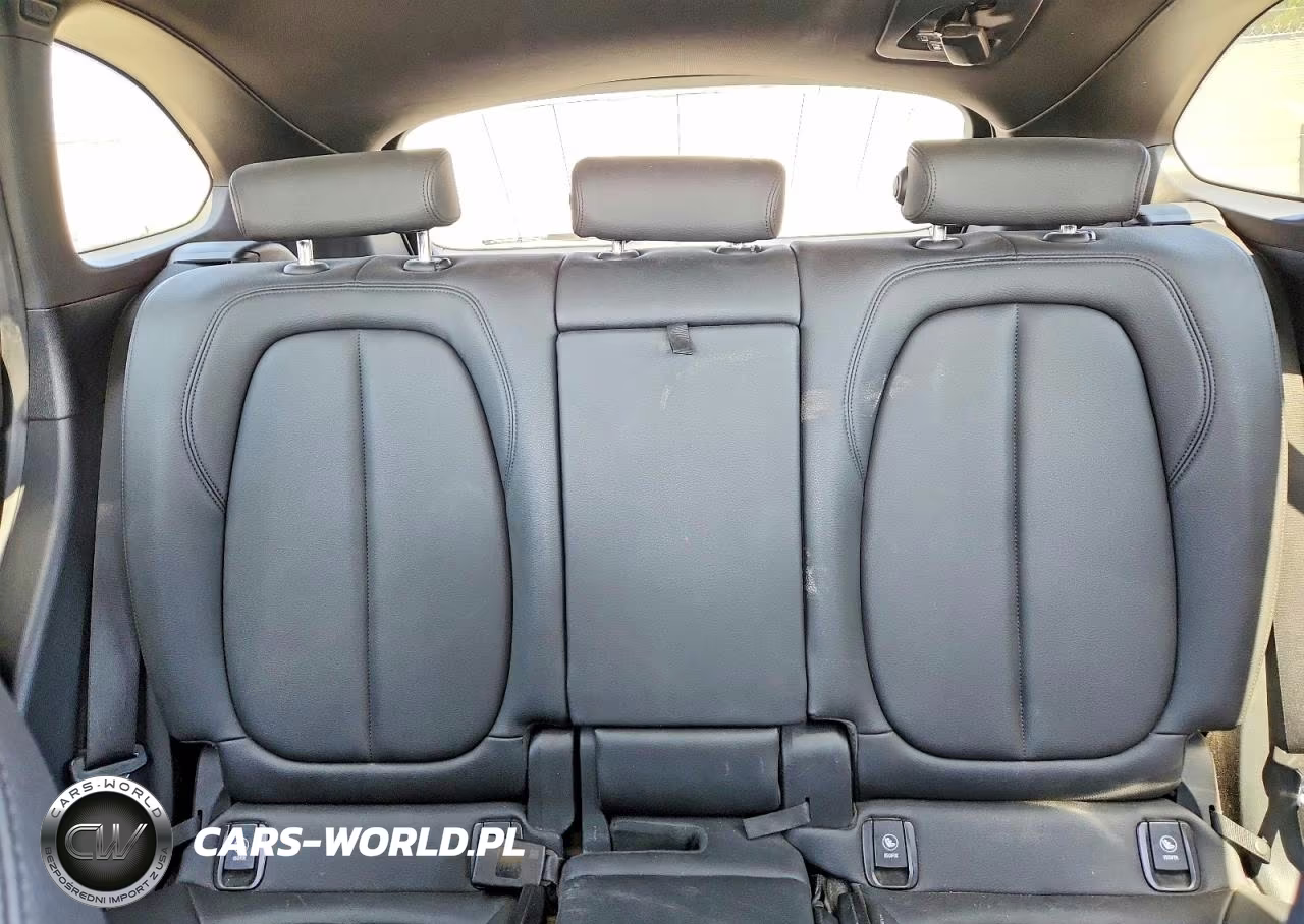 2020 BMW X1 xDrive28I VIN:WBXJG9C08L5R06147 - 10