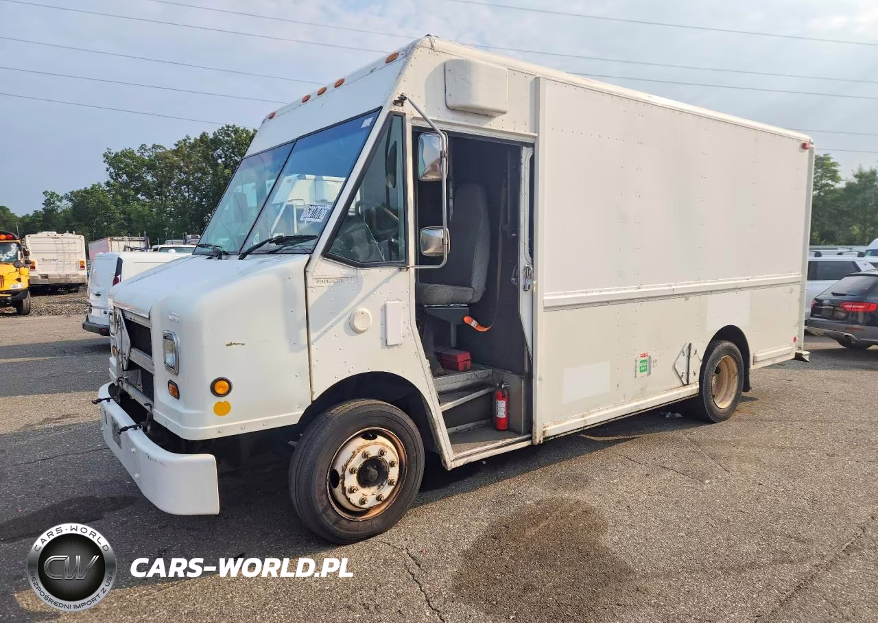 2006 Freightliner Mt45 Delivery Truck